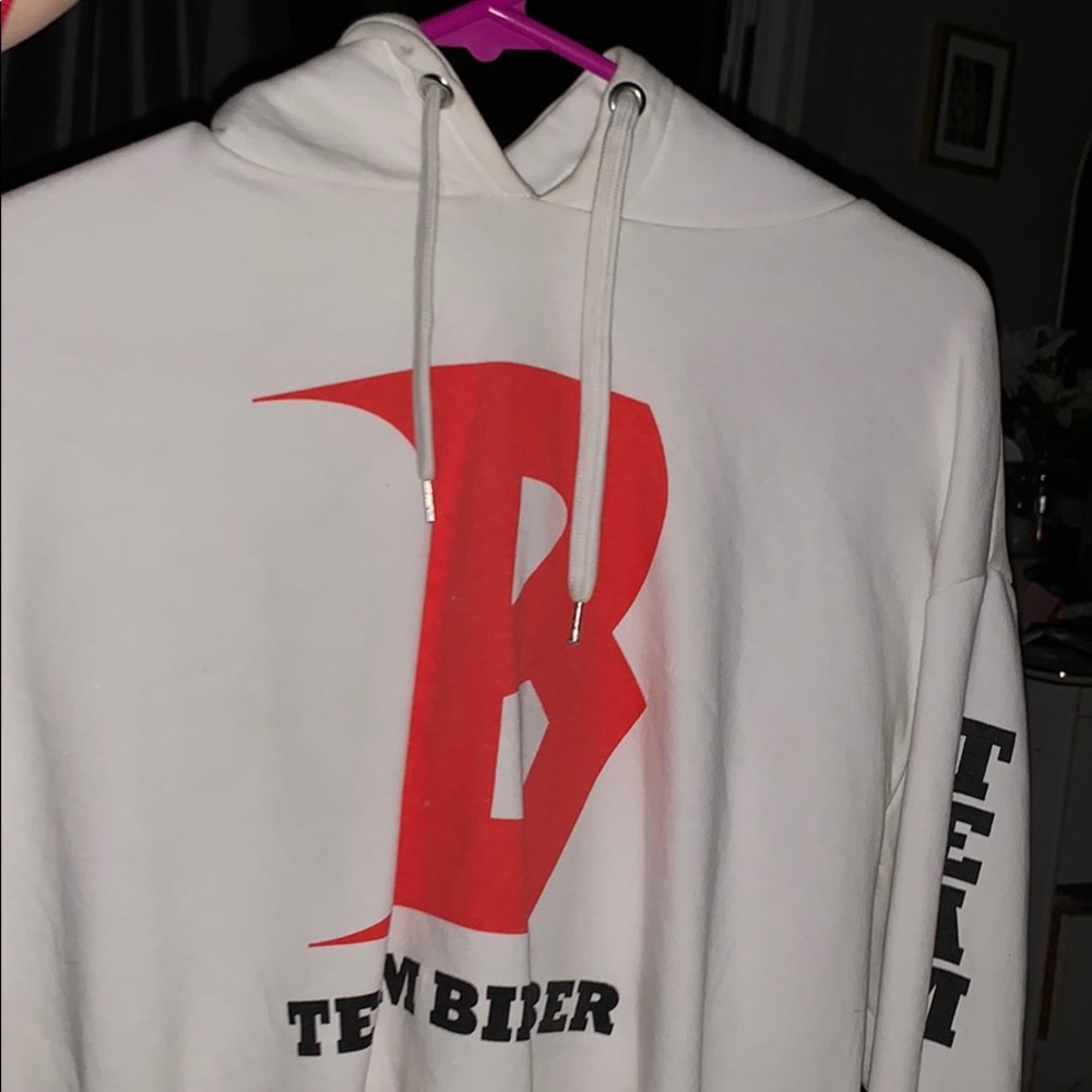 Limited edition Justin Bieber purpose tour mech